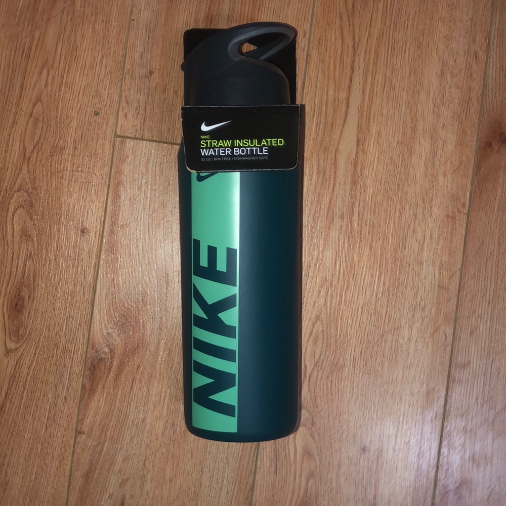 Brand New Nike water bottle